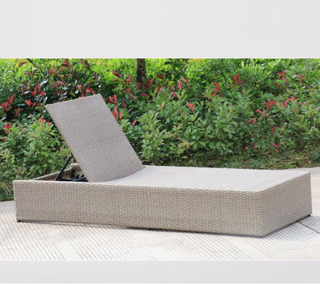 Rattan Beach Lounge Chair Sun Lounger Bed PE Rattan Garden Outdoor Swimming